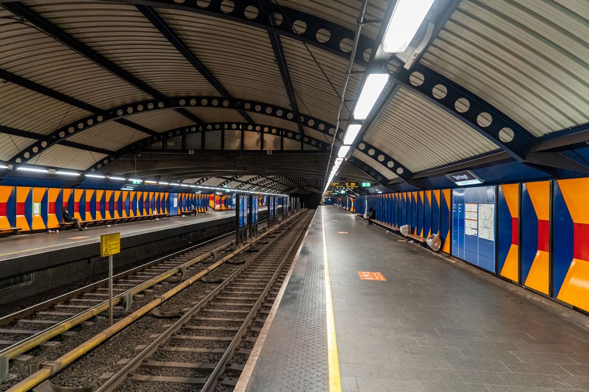 Stortinget stasjon – Oslo Byleksikon