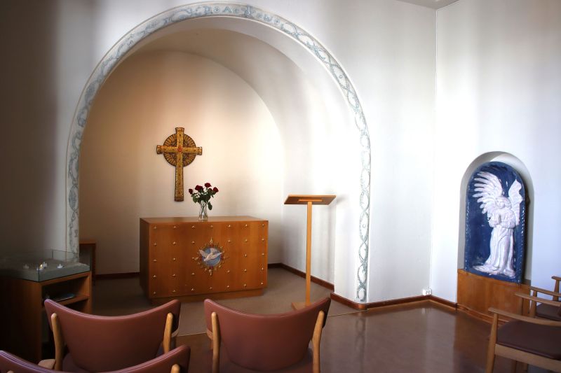 Fil:Lovisenberg sykehus kirke.jpg